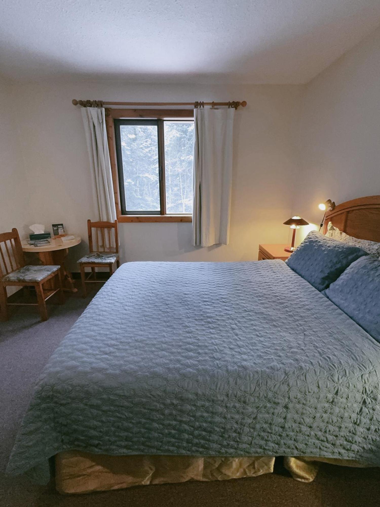 Alpine Meadows Lodge ゴールデン エクステリア 写真