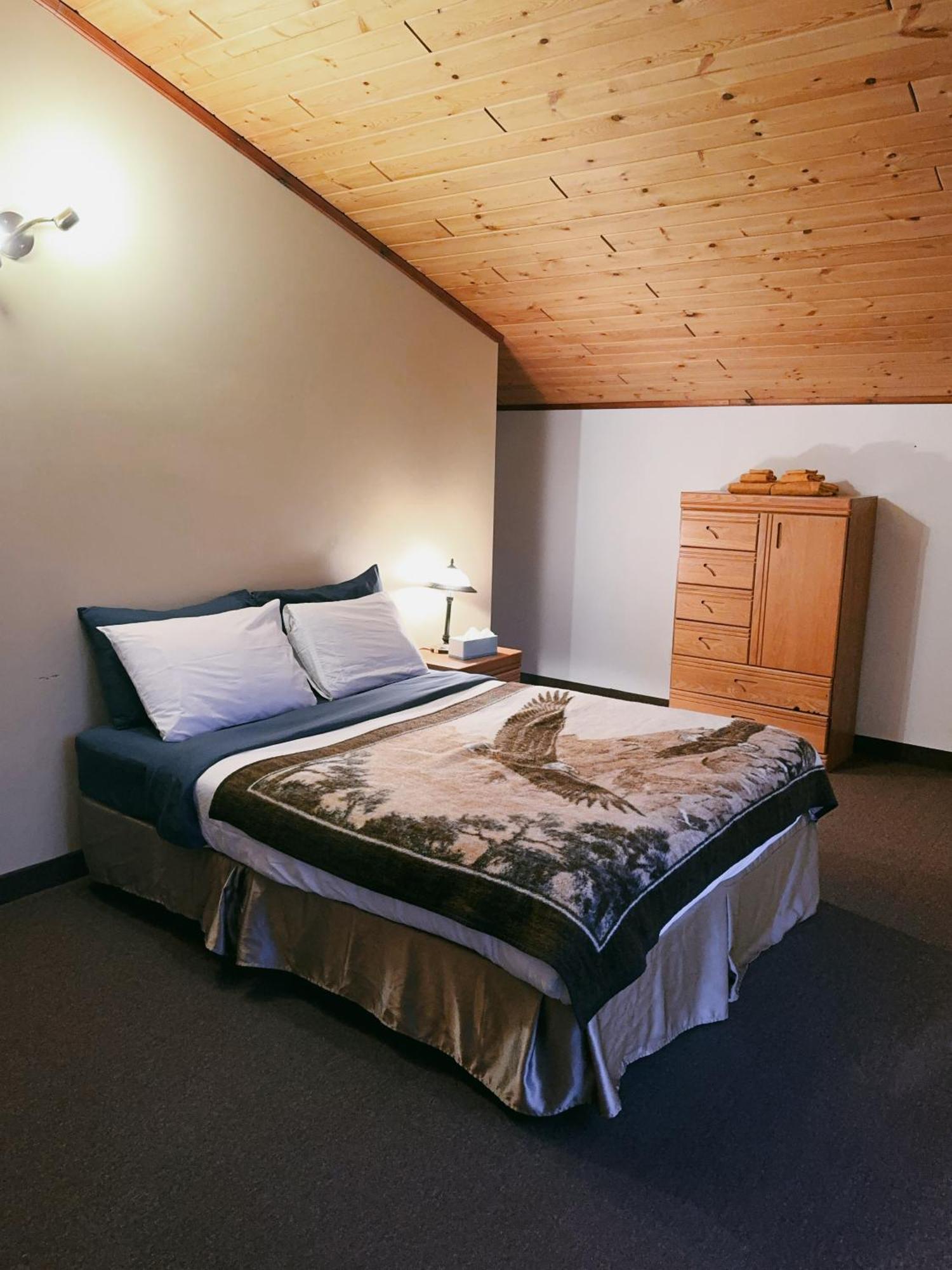 Alpine Meadows Lodge ゴールデン エクステリア 写真