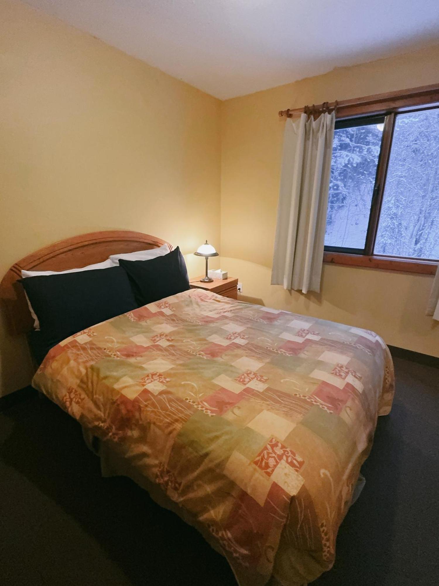 Alpine Meadows Lodge ゴールデン エクステリア 写真