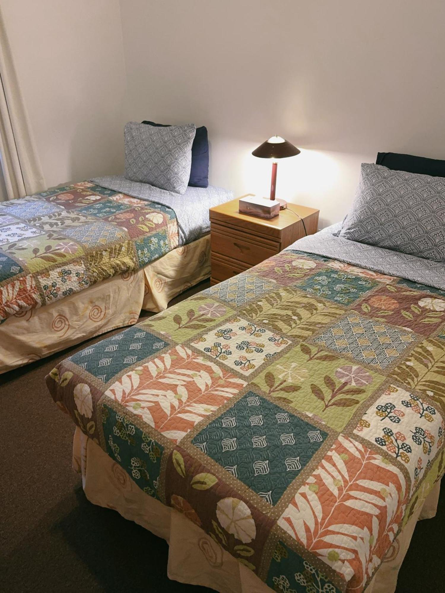 Alpine Meadows Lodge ゴールデン エクステリア 写真